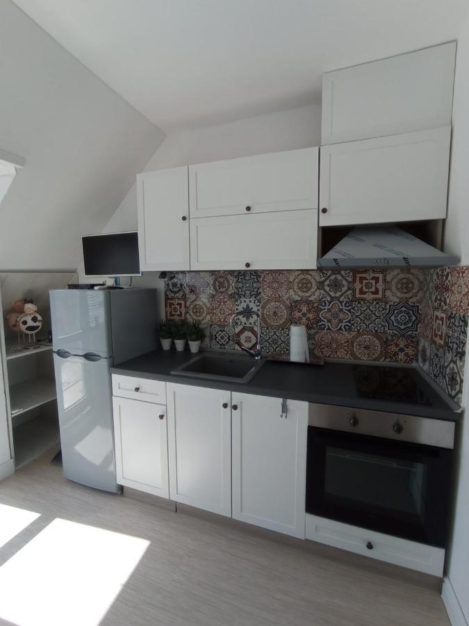 Studio San Stefano Burgas Stad Buitenkant foto